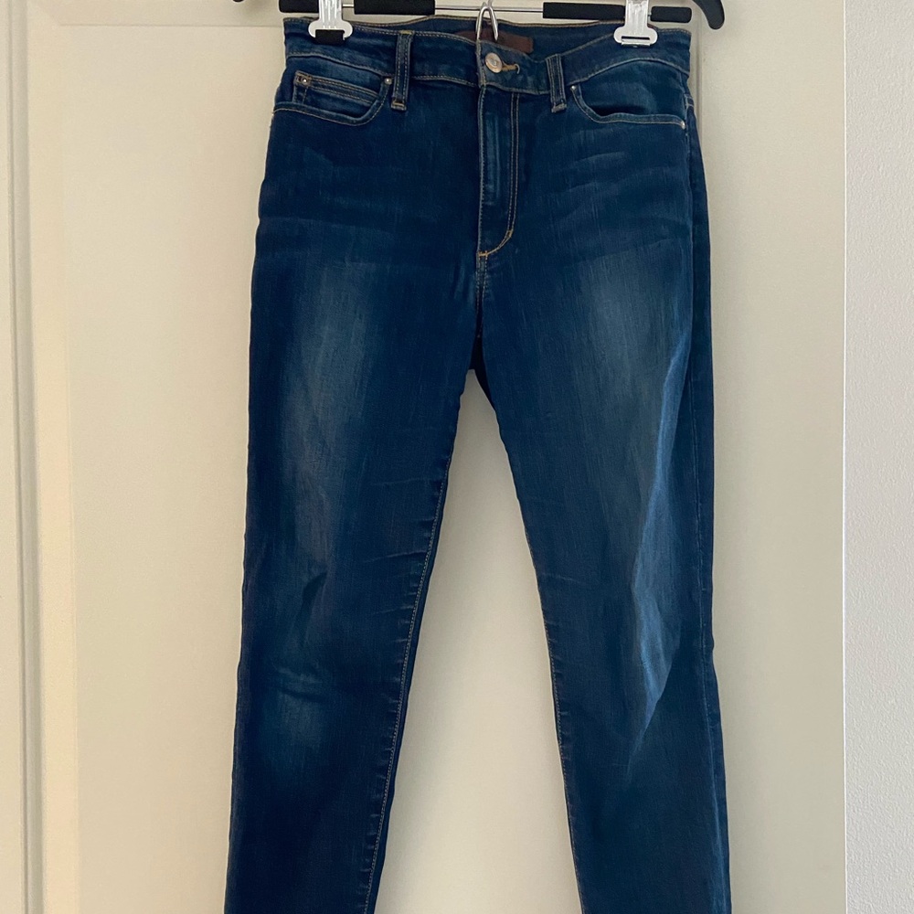 Joe’s jeans flawless Charlie skinny jeans size 26